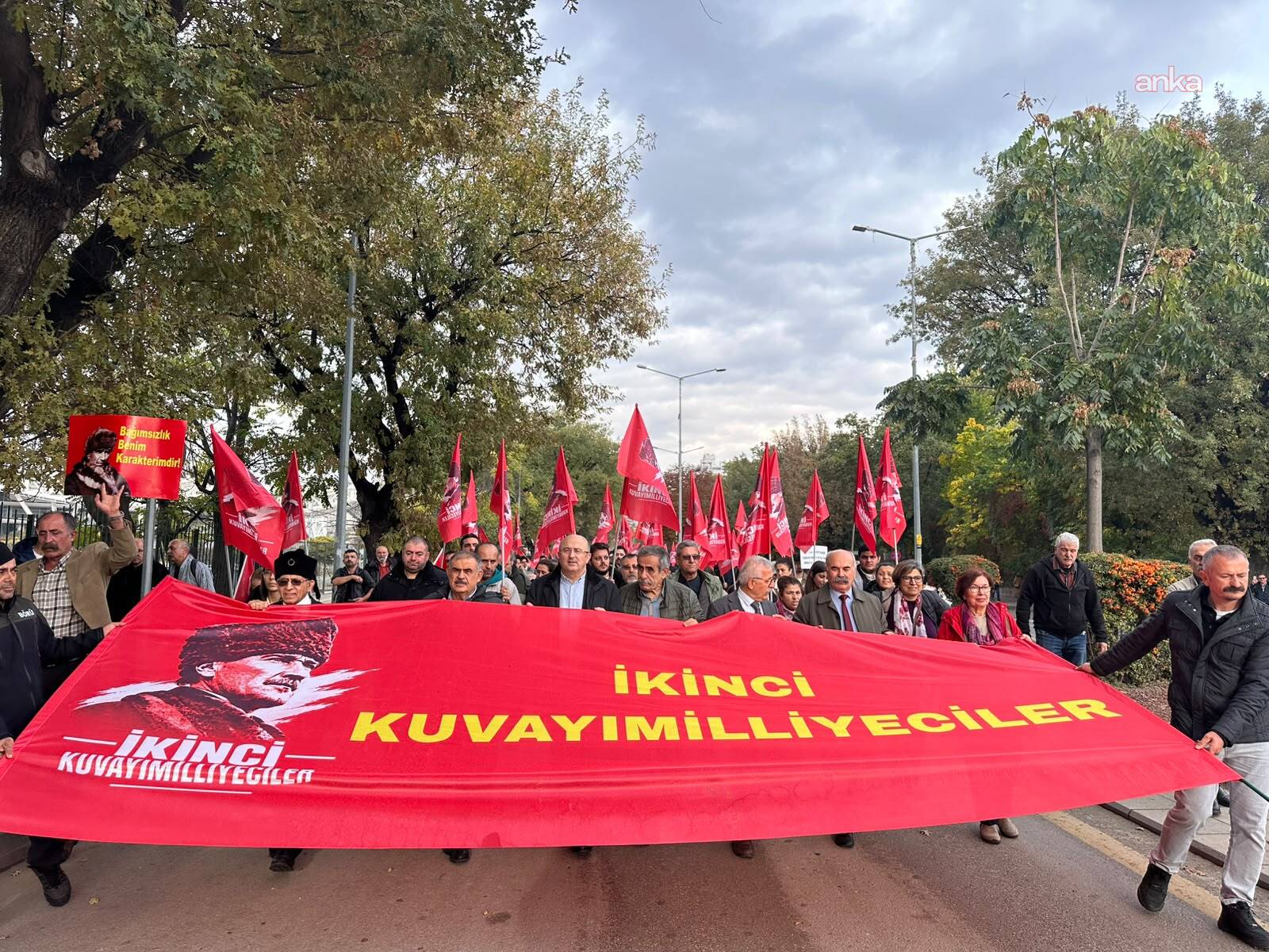 "İkinci Kuvayımilliyeciler", Birinci Meclis'ten Anıtkabir'e yürüdü