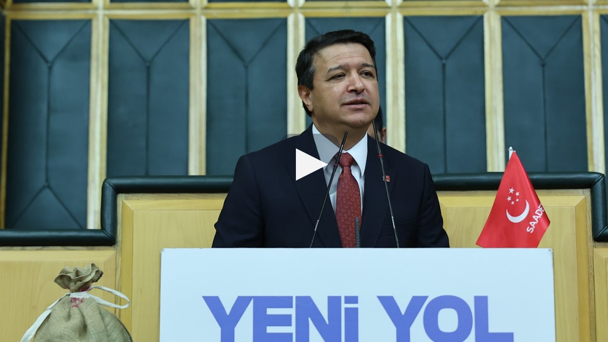 Mahmut Arıkan: Siyasetin gündeminde taht, tayt, cast kavgaları var