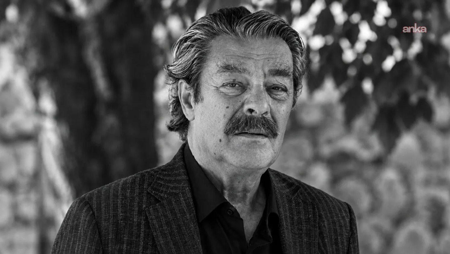 Hayatını kaybeden usta sanatçı Kadir İnanır için yarın AKM'de tören düzenlenecek