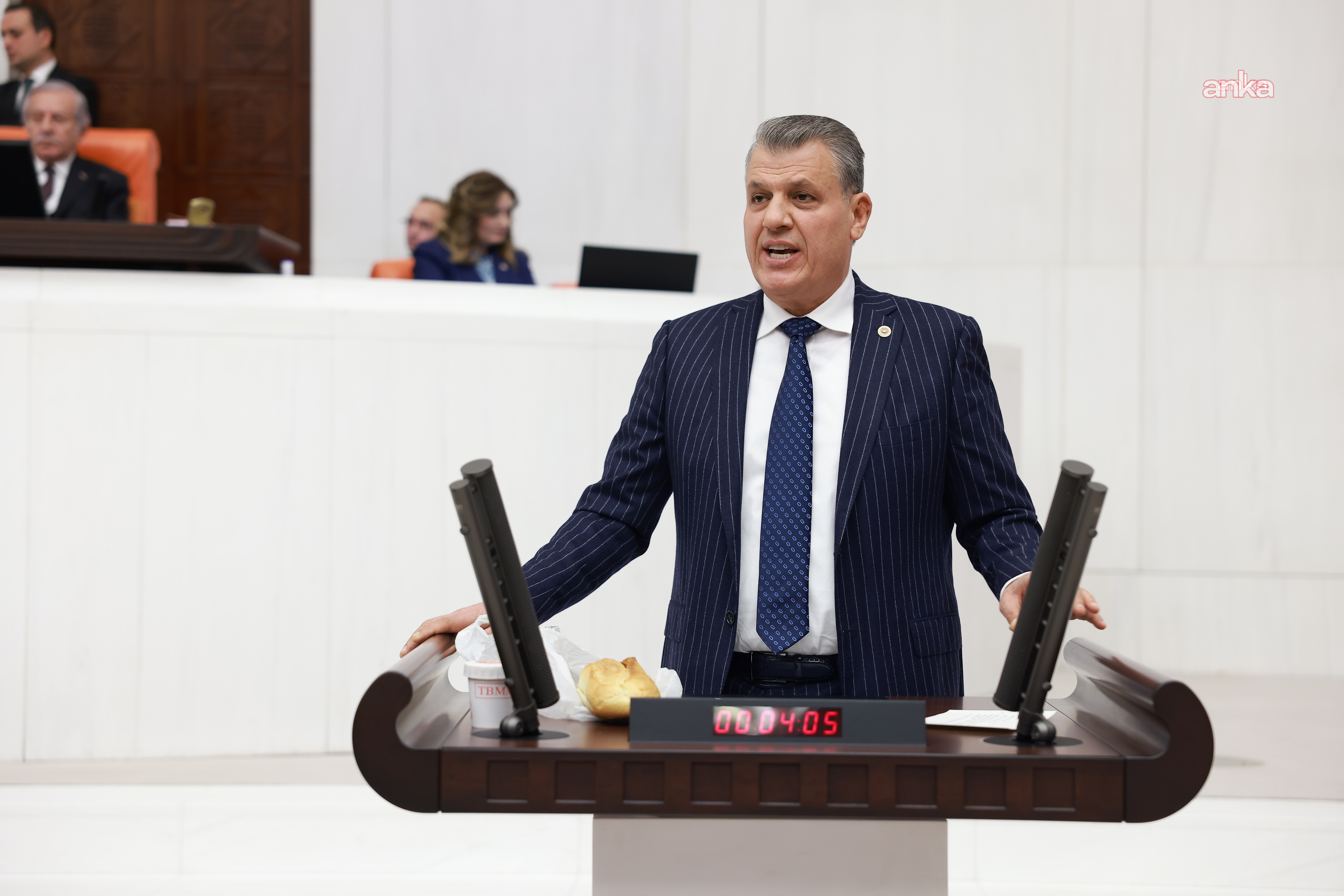 Ayhan Barut'tan Bakan Çiftçi'ye: "Aktif olarak kullanılan EDS, PTS, ortalama hız ihlal tespit sistemi, sabit radar ve mobil radar sayısı kaçtır?"