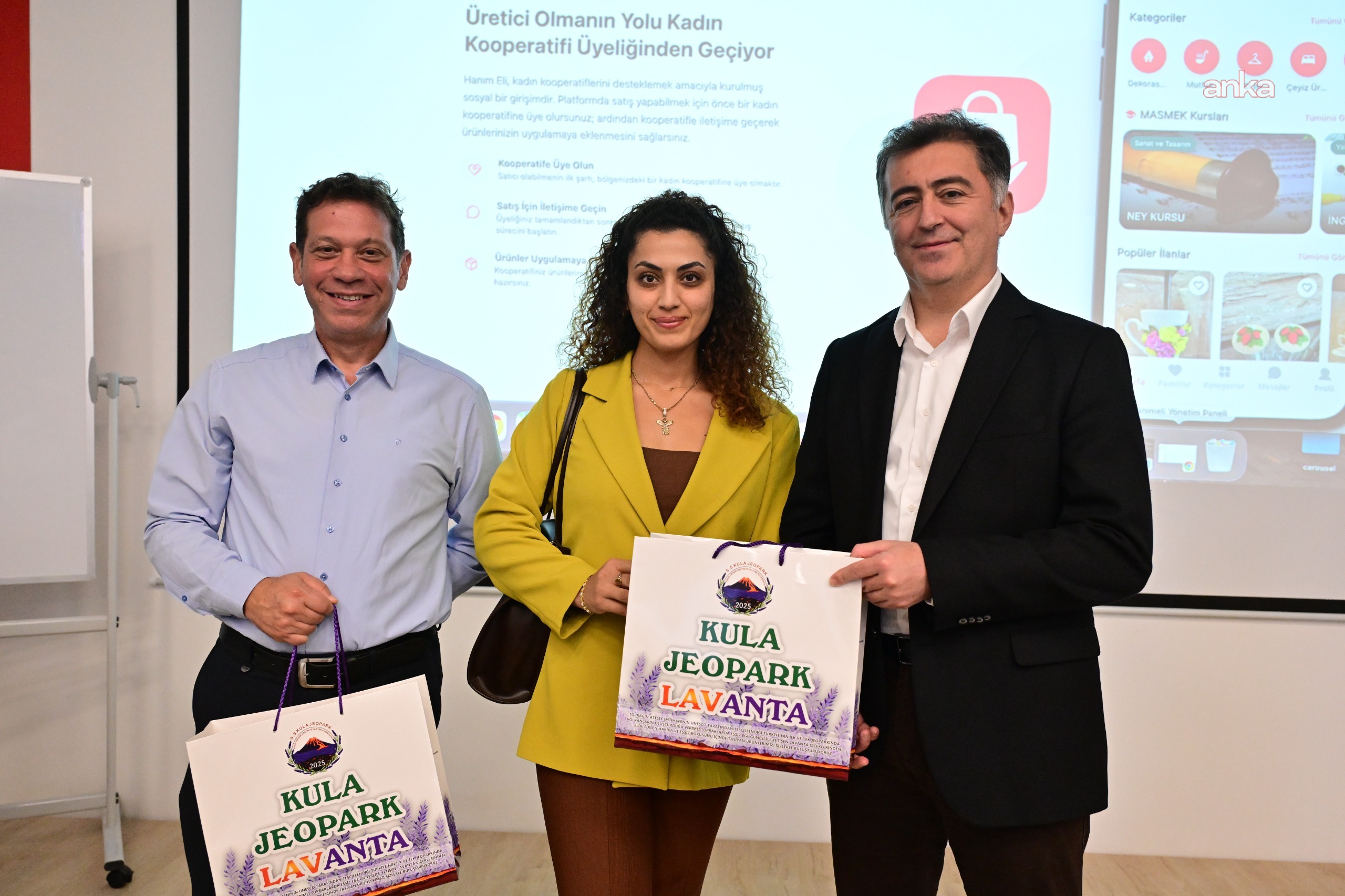 Manisa Büyükşehir Belediyesi’nden kadın kooperatiflerine dijital satış desteği