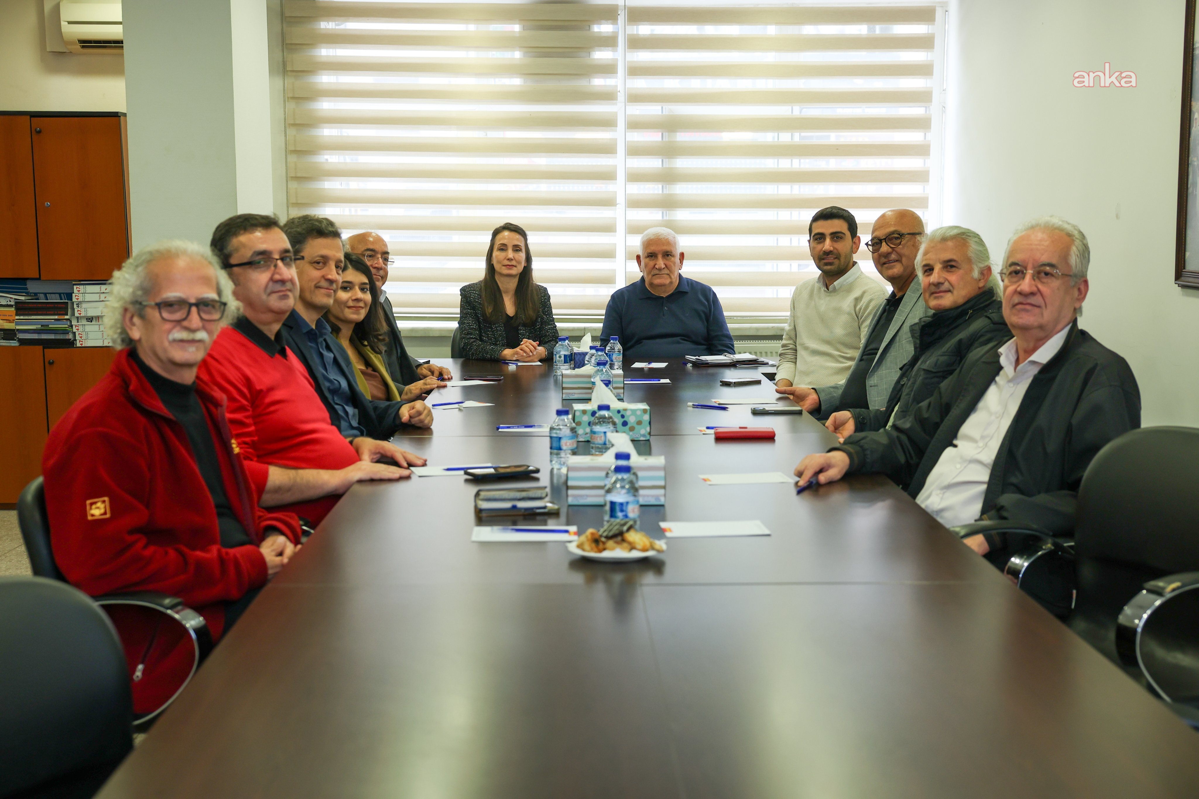 Tülay Hatimoğulları'ndan TMMOB'a ziyaret