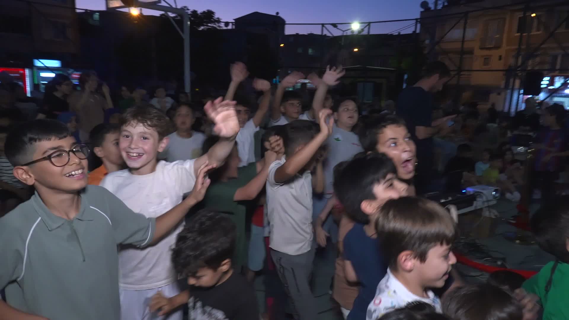 Osmangazili çocukların sinema keyfi bu yıl da sürüyor