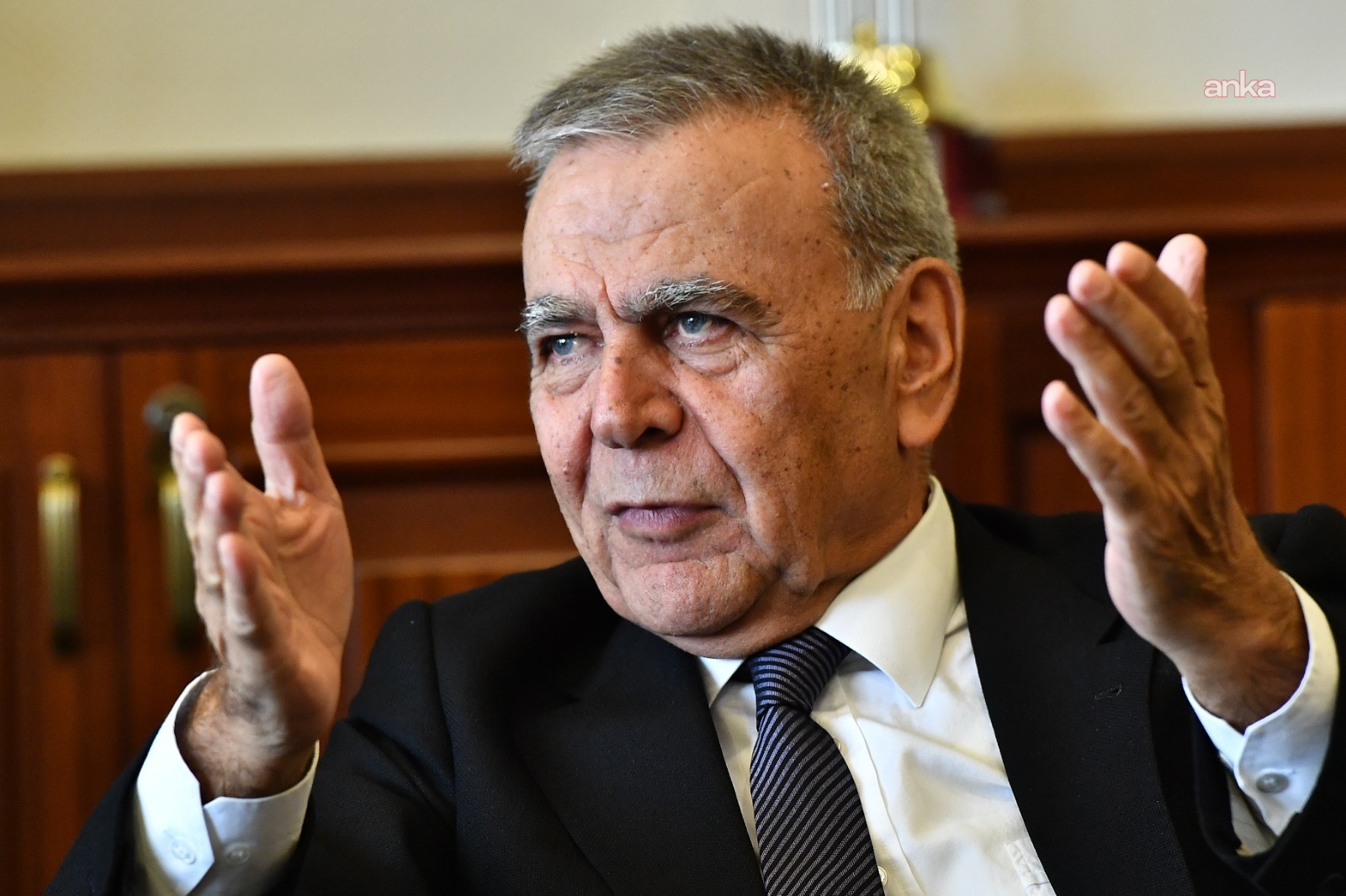 Aziz Kocaoğlu, YENİ Parti İzmir İl Başkanlığı için adaylığını açıkladı