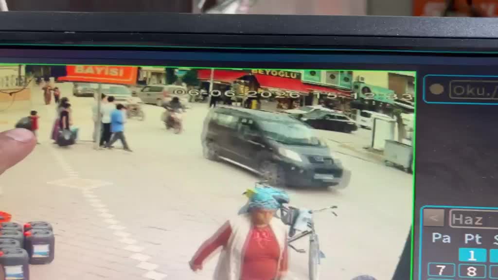 Iğdır’da otomobilin 6 yaşındaki çocuğa çarpma anı kameraya yansıdı