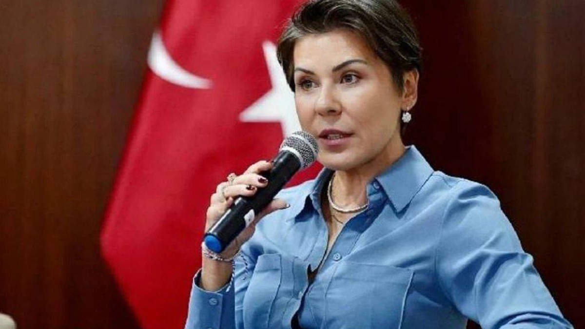 Fatoş Pınar Türker'in "çıplak arama" iddiası: Bakanlık soruşturma başlattı