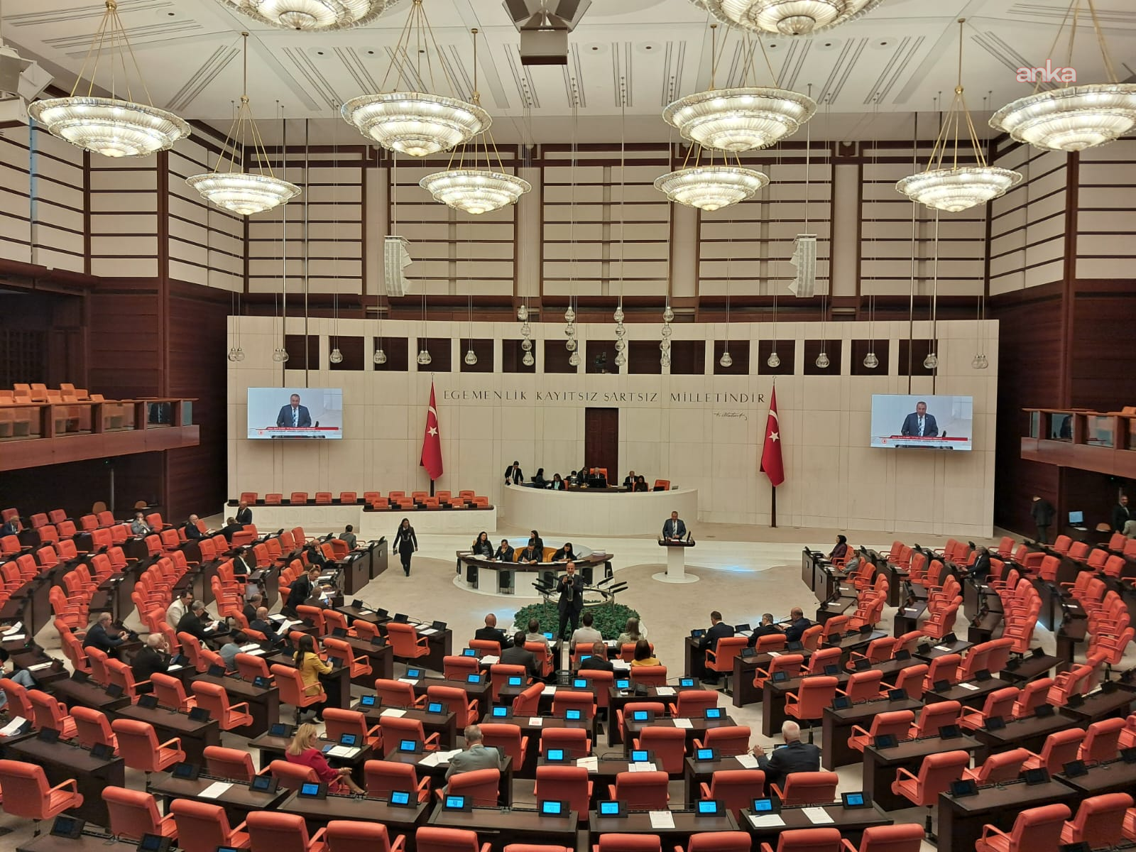 TBMM Genel Kurulu... Murat Emir: "Yargı siyasetin sopası haline geldi"