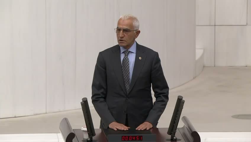 CHP'li Kılınç: "Bugün dağılma içinde olabiliriz ama Türkiye'nin geleceğinin güvencesiyiz"