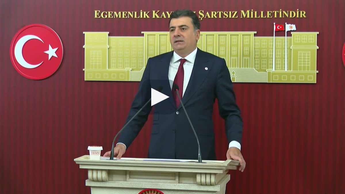 YENİ Parti Sözcüsü Emre, partisinin kurultay takvimini açıkladı