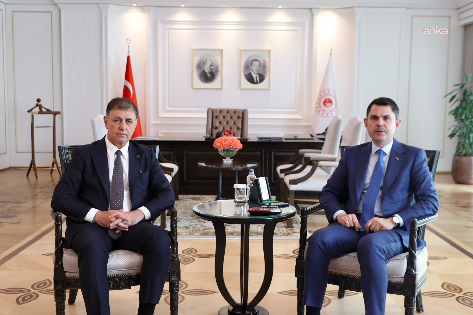 Cemil Tugay ile Bakan Kurum'dan İzmir'de kentsel dönüşüm görüşmesi