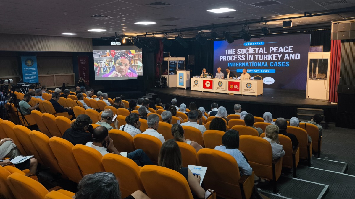 Diyarbakır’da Türkiye’de Toplumsal Barış Süreci ve Dünya Örnekleri Konferansı