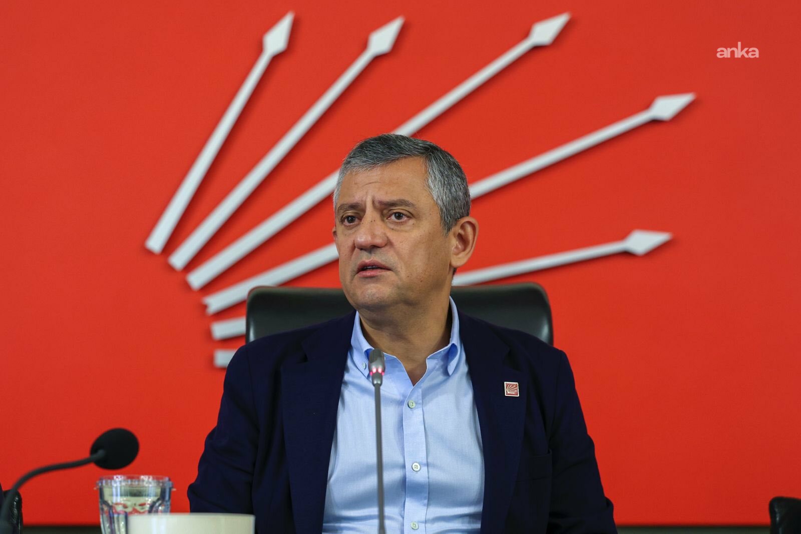 Özgür Özel'den "mutlak butlan" kararına tepki gösteren eski 221 vekile teşekkür