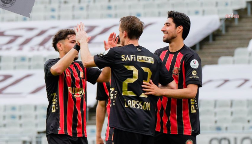 Fatih Karagümrük sezonu Alanyaspor galibiyetiyle tamamladı