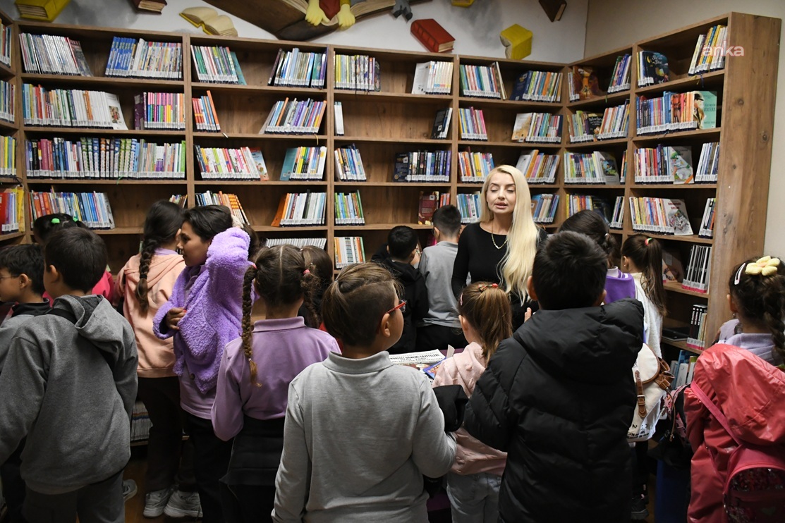 Sökeli öğrenciler, Kuşadası'nda kitapların büyülü dünyasıyla buluştu