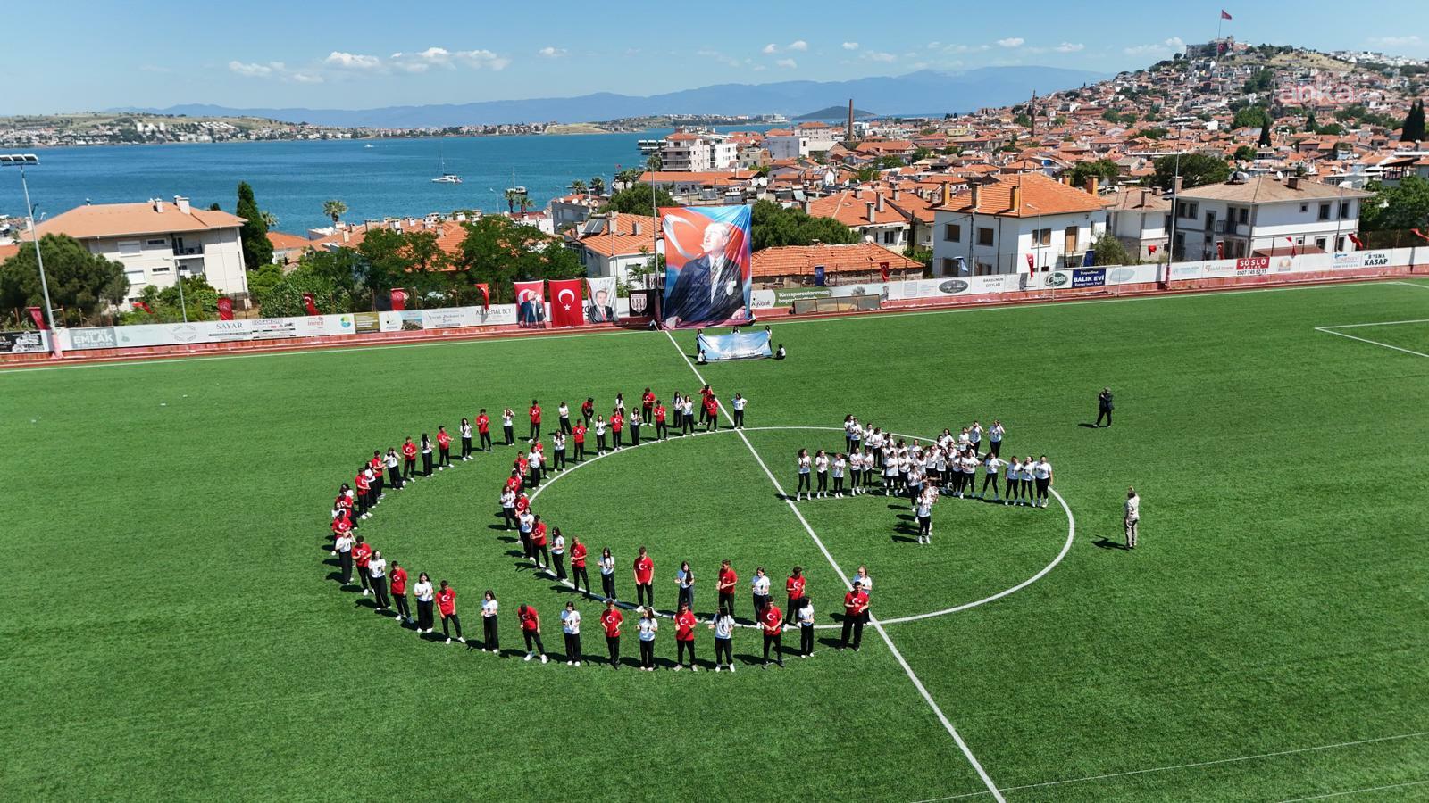 Ayvalık’ta 19 Mayıs coşkusu