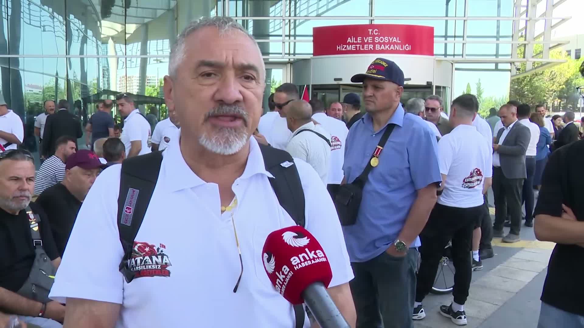 Er şehit aileleri ve er gazilerin eylemi sürüyor: "Ya öleceğiz ya da hakkımızı alacağız"
