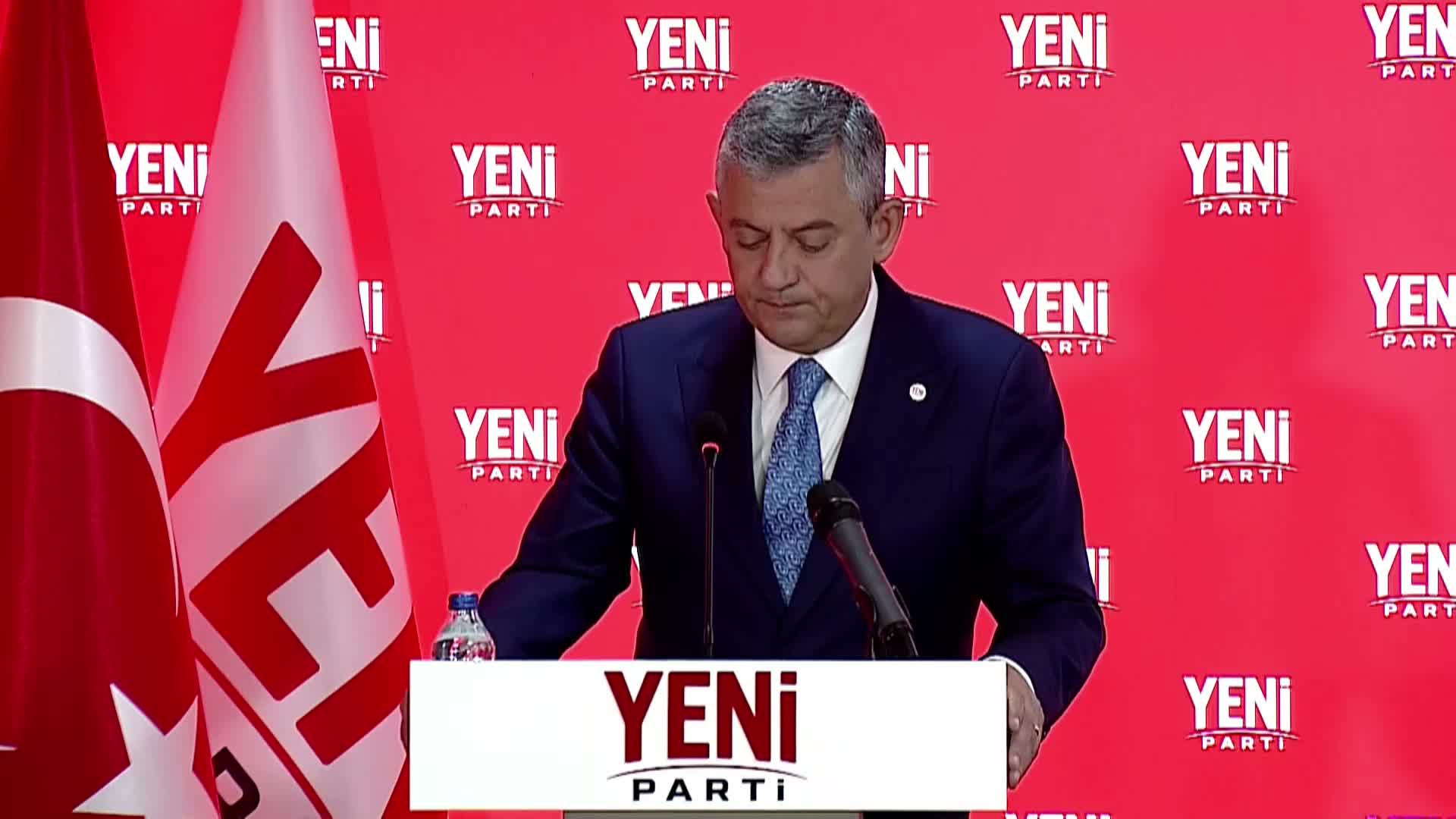 YENİ Parti İl Başkanları Toplantısı... Özgür Özel: “Tüm görevlerin en önemlisi ve en vazgeçilmezi kazanmaktır”