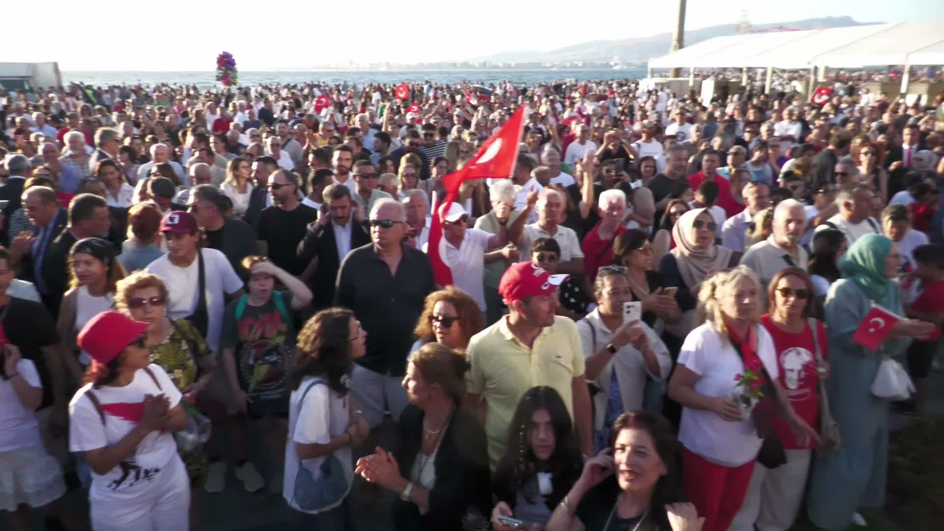 YENİ Parti İzmir İl Başkanı Çağatay Güç: Yeni bir başlangıç mümkün