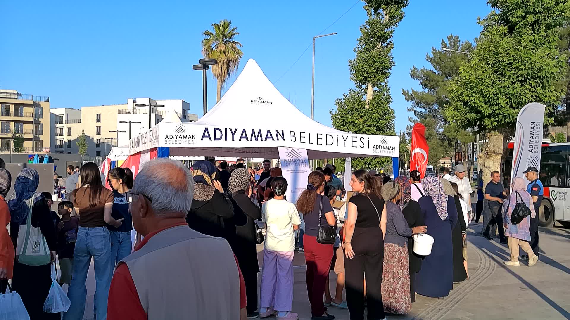 Adıyaman Belediye Başkanı Tutdere'den Bakan Kurum'a 'Çarşı Projesi' çağrısı