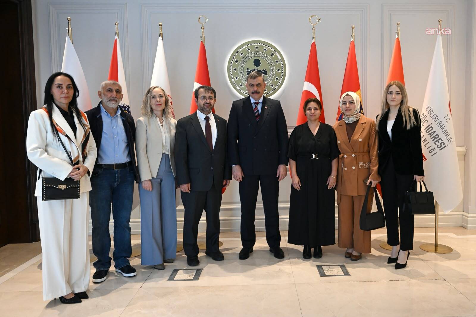 Bakan Çiftçi, GÜSODER yöneticileriyle görüştü: Sahipsiz sokak hayvanlarıyla ilgili meseleleri ve sürdürülebilir çözümleri değerlendirdik