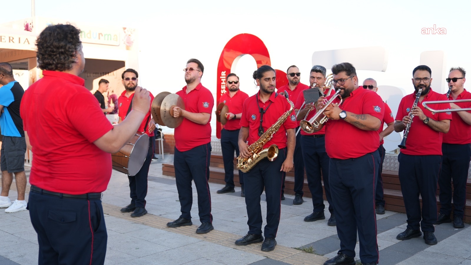 Tekirdağ'da yaz akşamları bando konserleriyle renkleniyor