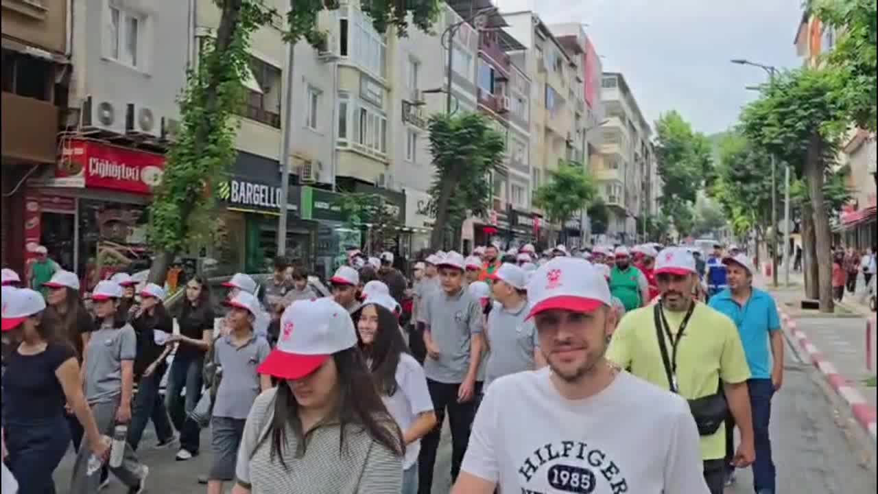 Soma'da 5 Haziran Dünya Çevre Günü yürüyüşünde termik santral protesto edildi