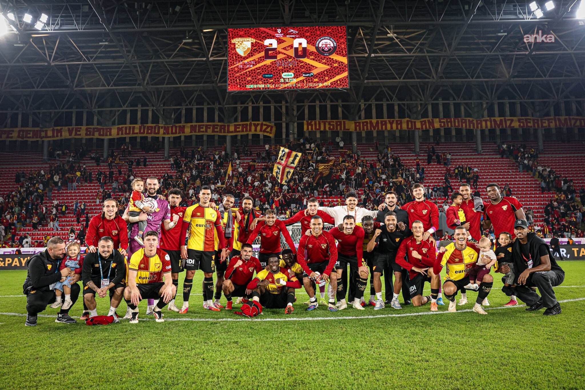 Göztepe sahasında Çorum FK'yı 2-0 mağlup etti
