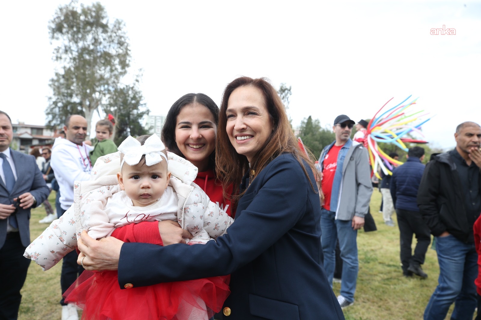 Karşıyaka Belediyesi’nin "Hoş Geldin Bebek" projesi devam ediyor