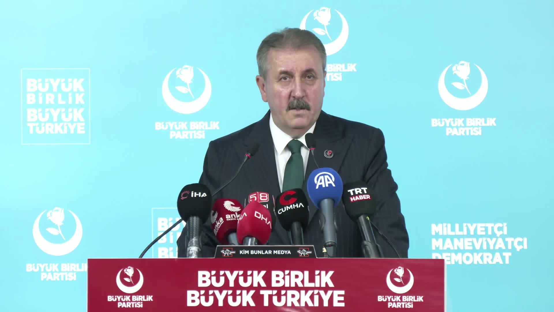 BBP Genel Başkanı Destici: "Kürtlerle kardeşiz, PKK'lılarla kardeş değiliz"