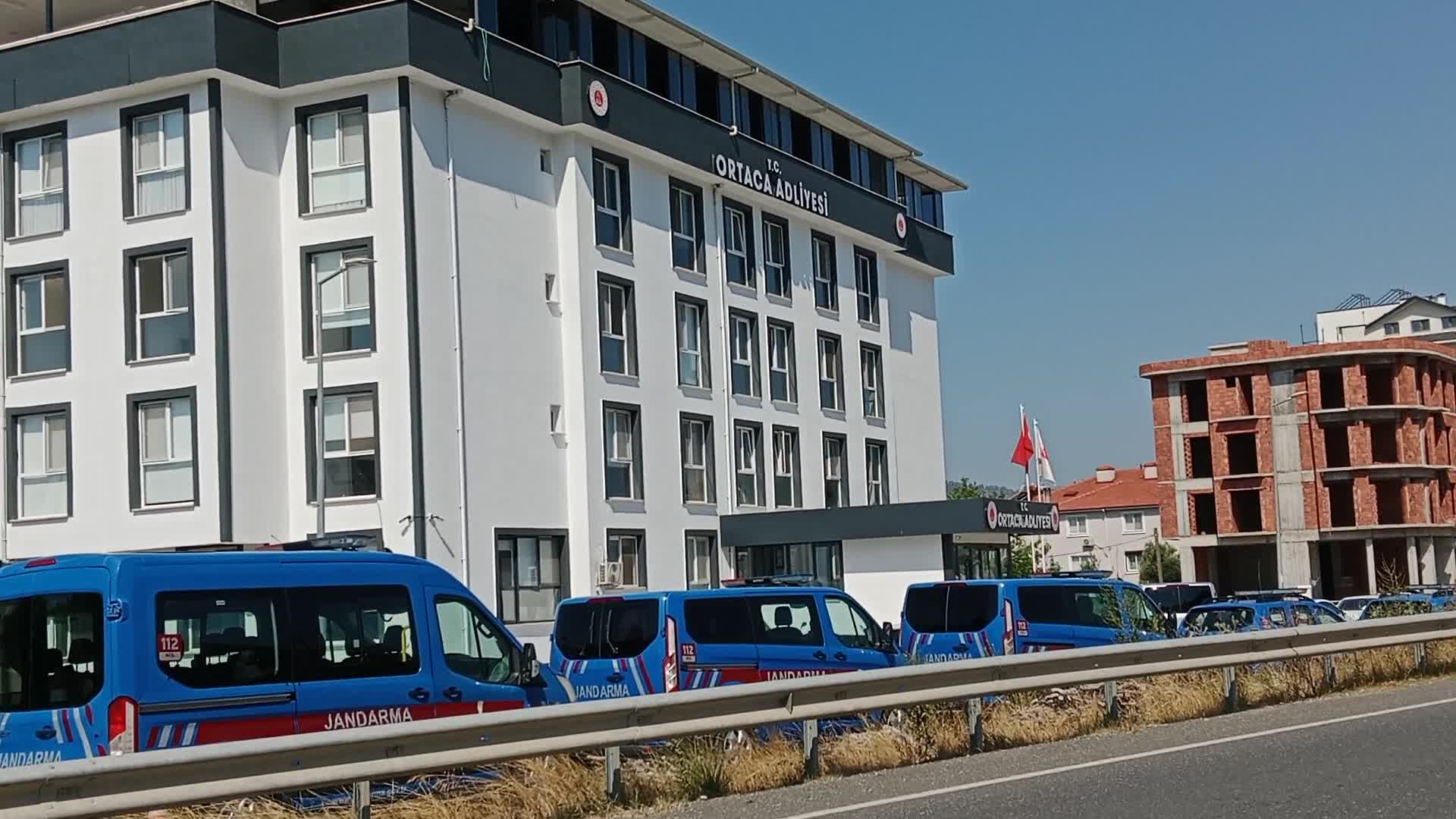 Muğla'da dolandırıcılık operasyonu: 5 şüpheli tutuklandı