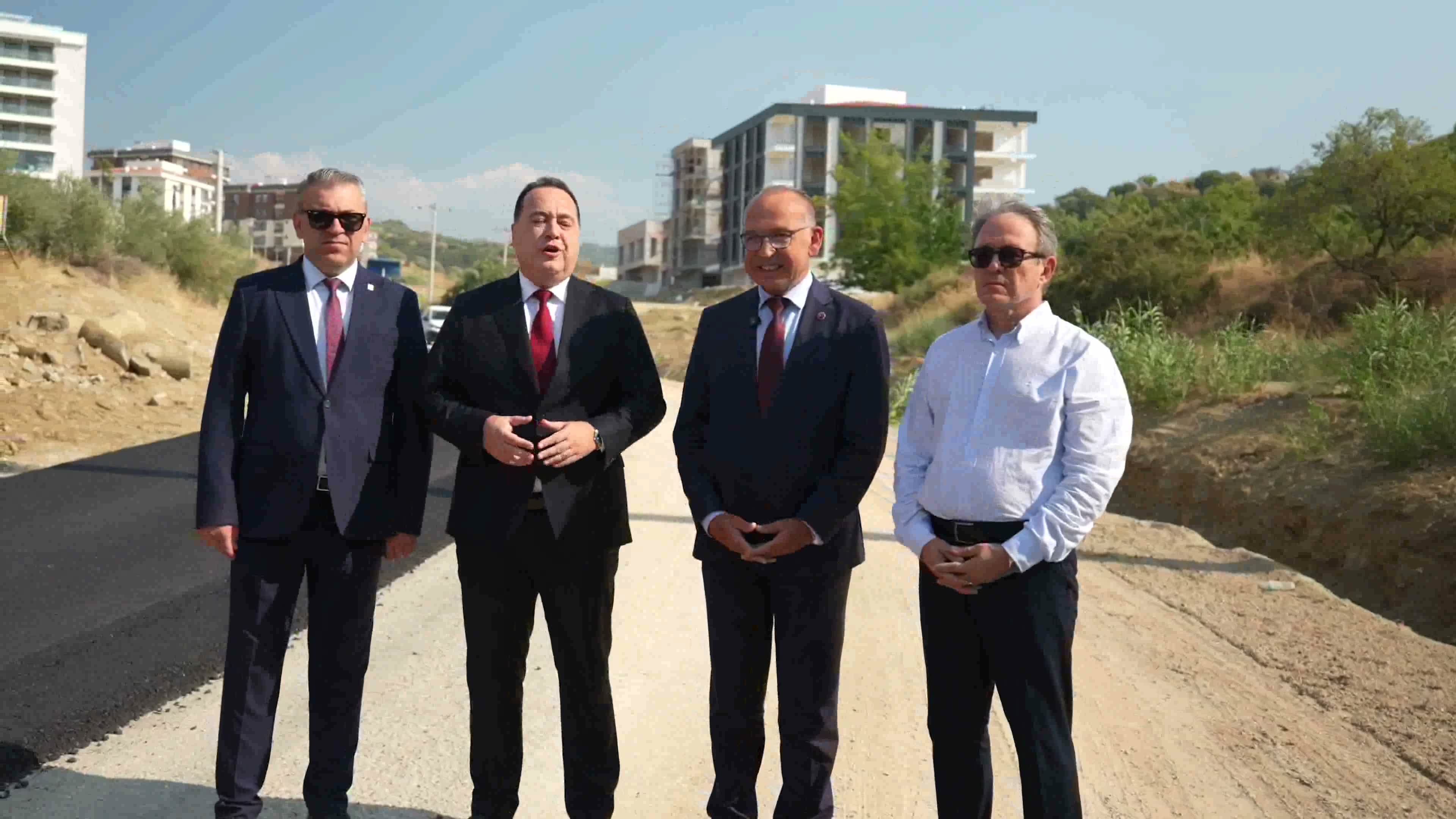 Manisa Büyükşehir Belediyesi’nden Turgutlu’da 5,5 kilometrelik yol hamlesi