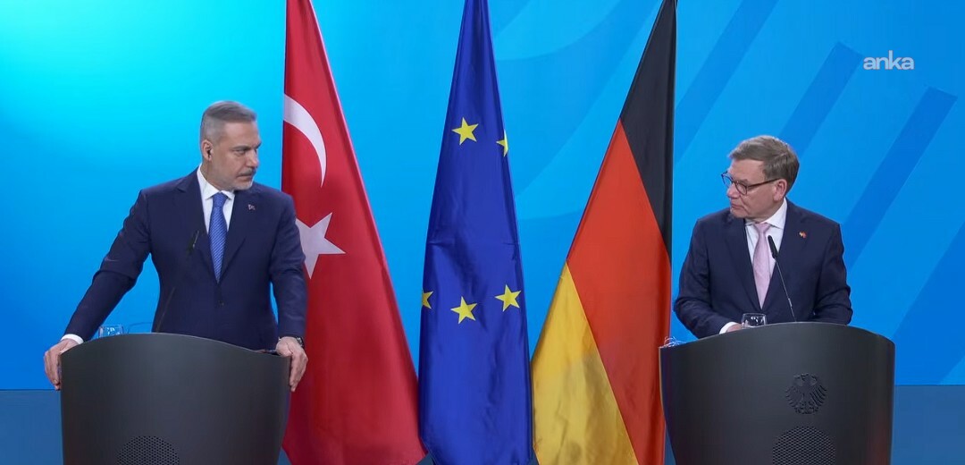 Almanya hükümeti, Türkiye’nin Avrupa Birliği'ne yakınlaşmasını destekliyor