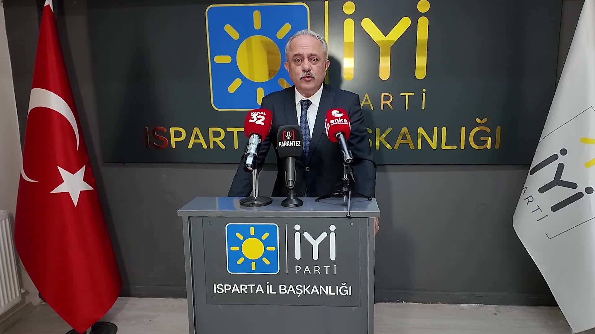 İYİ Parti Isparta İl Başkanlığı Sözcüsü Baş: "Tarımsal üretimimiz zirai don ve dolu felaketleri nedeniyle son iki yıldır büyük yara aldı”