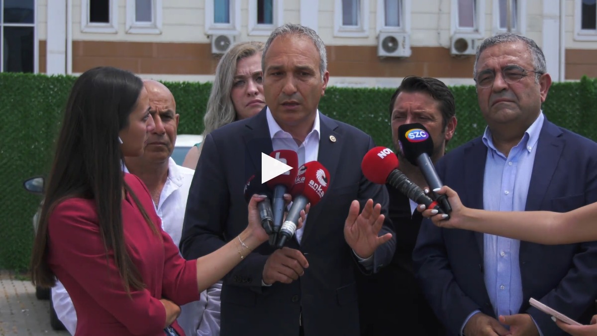 Milletvekili Özçağdaş'tan kendisiyle ilgili "soytarılık" ifadesini kullanan mahkeme başkanına: "Haddini bil!"