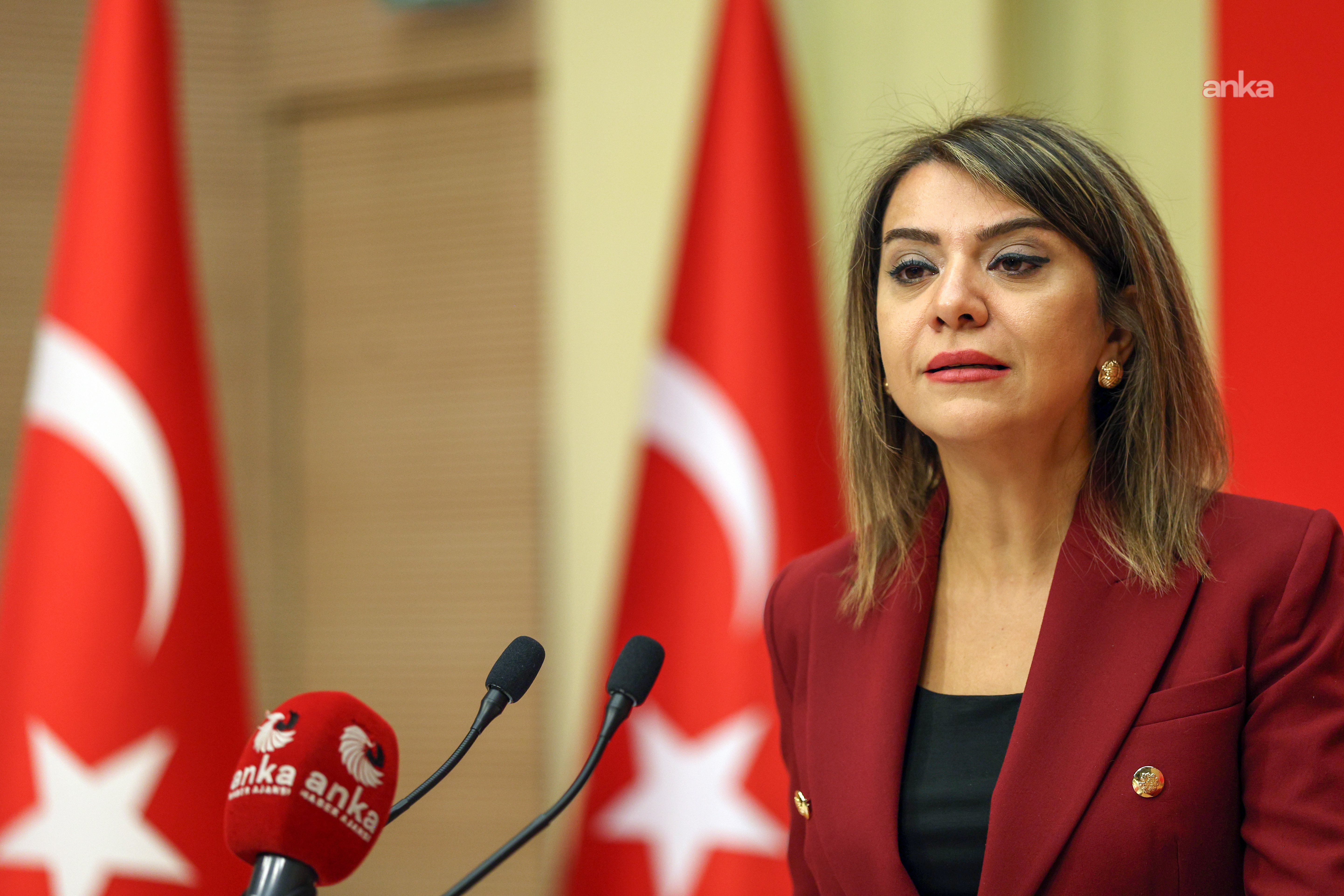 Gamze Taşcıer: “Devletin görevi yoksul çocuğu iş gücü piyasasına daha erken hazırlamak değil, çocuğu nitelikli eğitimde tutmaktır”