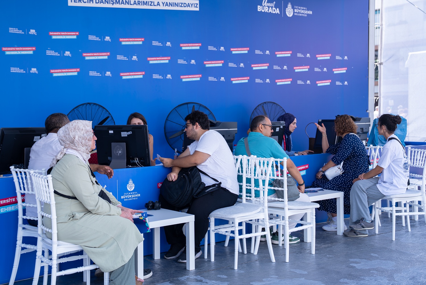 İBB’den binlerce gence üniversite tercih desteği