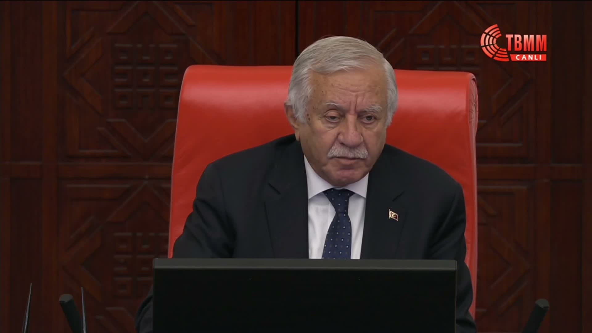 TBMM Genel Kurulu... Muhalefetin "fon" önergesine AK Partili Akbaşoğlu'ndan yanıt: Meclis araştırma komisyonunu 'suçsuz insanları suçlama' aleti yapmayalım