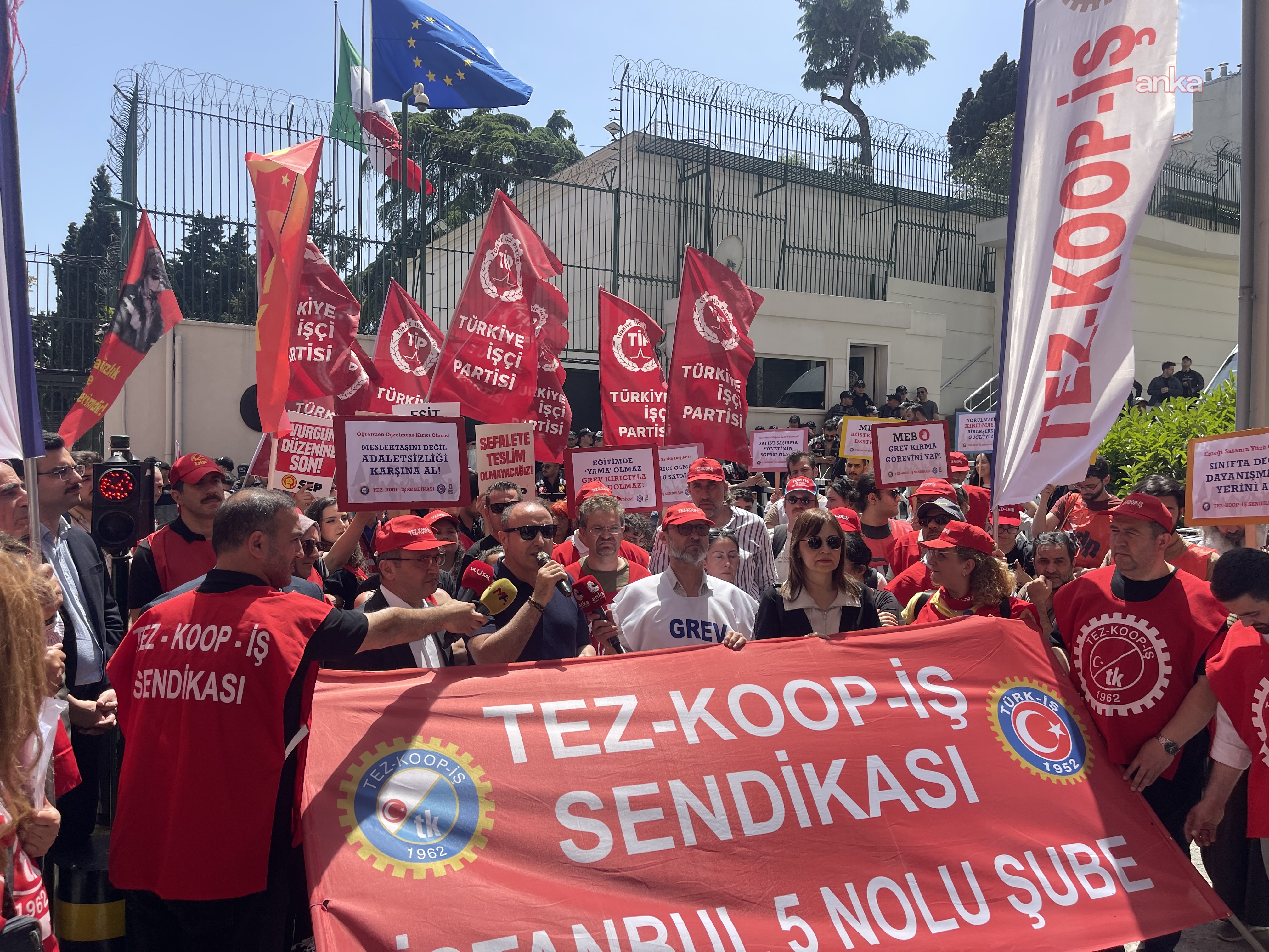 İstanbul Özel İtalyan Lisesi’nde 123 gündür devam eden grev sona eriyor