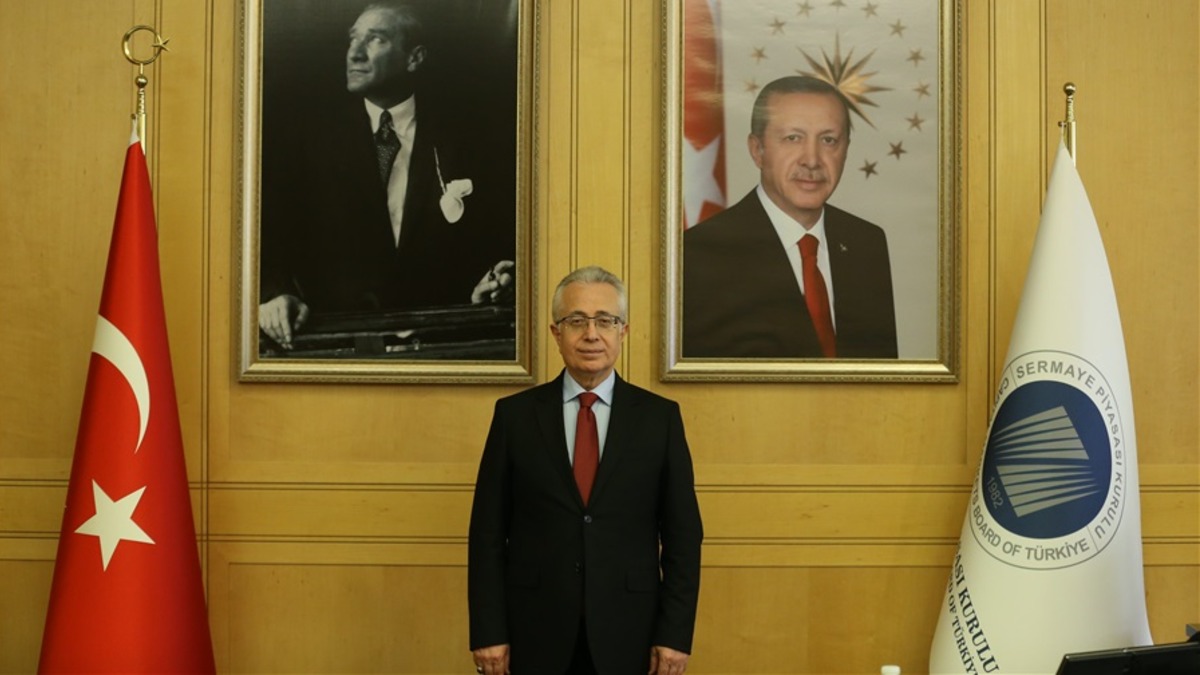 SPK Başkanı Mahmut Sütcü istifa etti