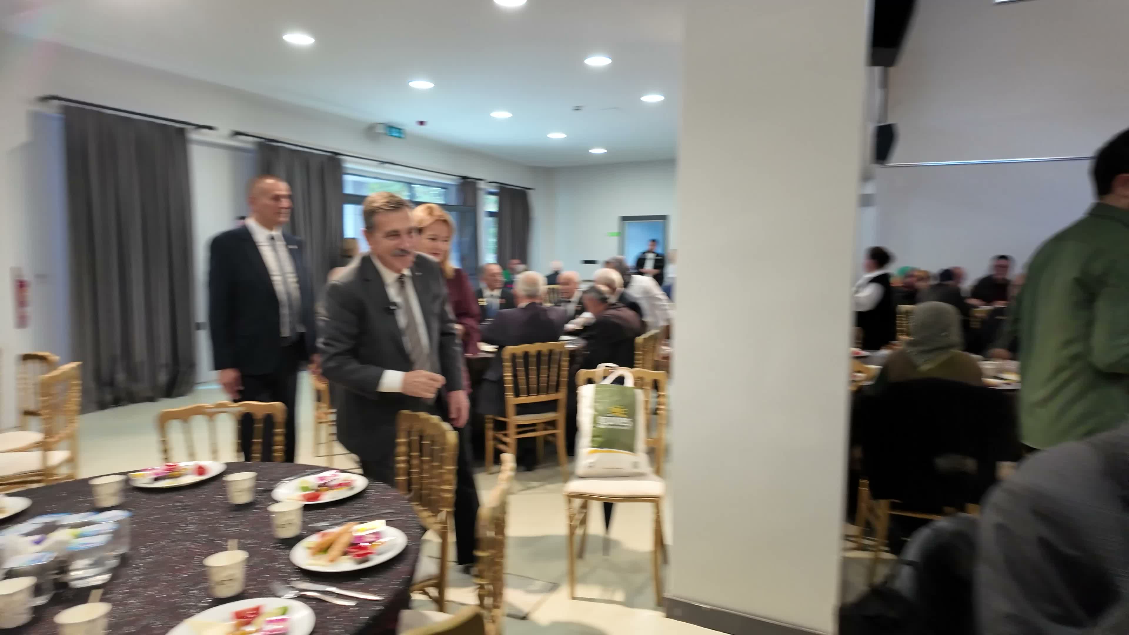 Tepebaşı Belediye Başkanı Ataç, şehit aileleri ve gazilerle buluştu: "Yılın 365 gününde bir ve beraberiz"