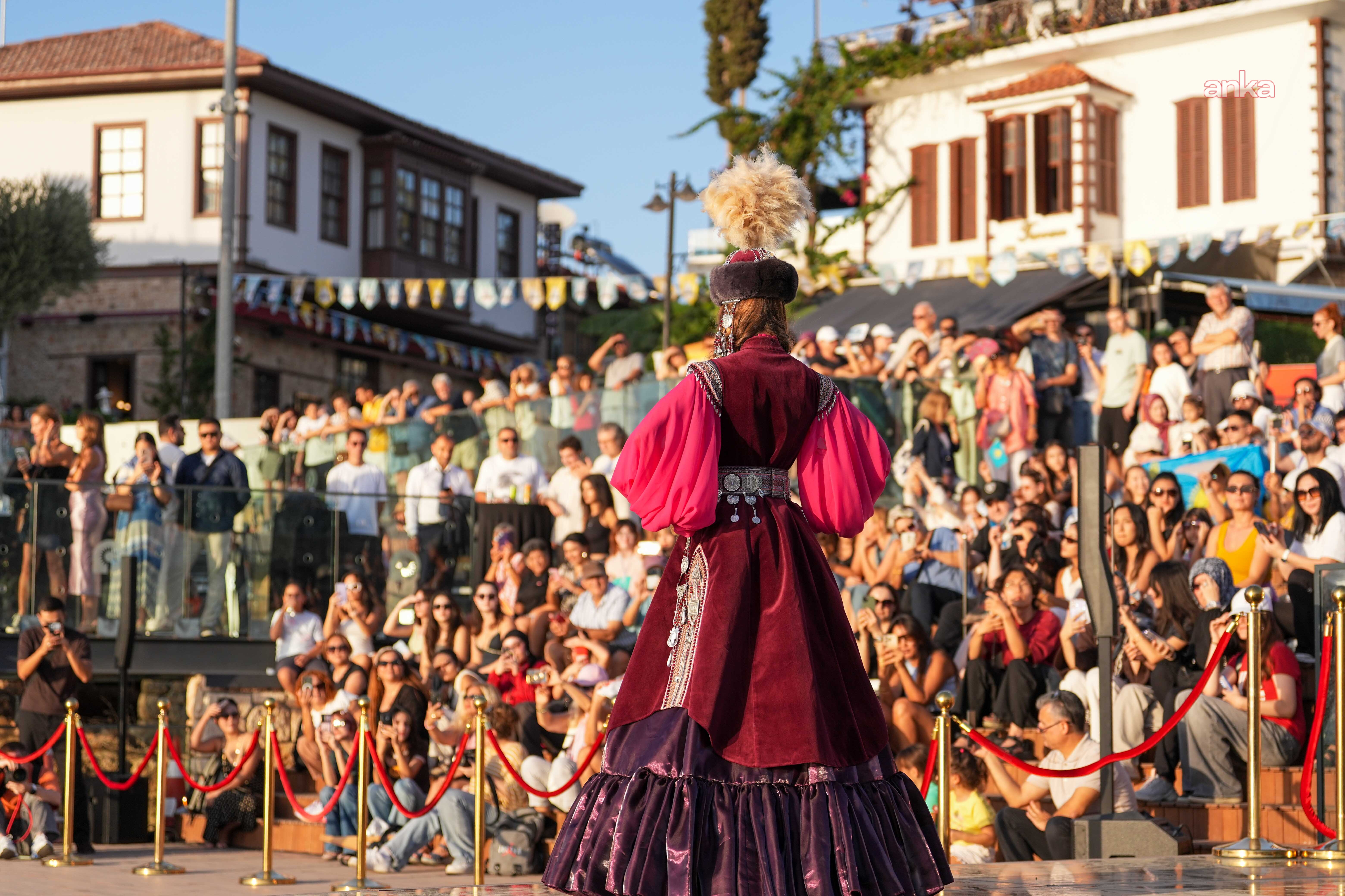 "11. Kaleiçi Old Town Festivali" devam ediyor… Antik kentin sokakları sanatla renklendi