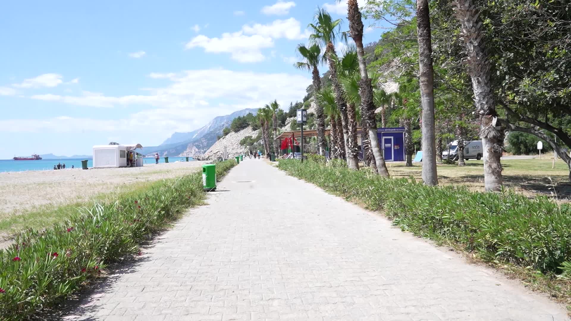 Antalya Büyükşehir Belediyesi’nin sosyal tesisleri bayram tatiline hazır