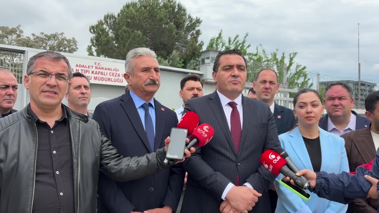 CHP'li Karasu, tutuklu Bursa Büyükşehir Belediye Başkanı Bozbey'i ziyaret etti: "Başkanlarımızı cezaevine gönderenler topluma hesap verecekler"