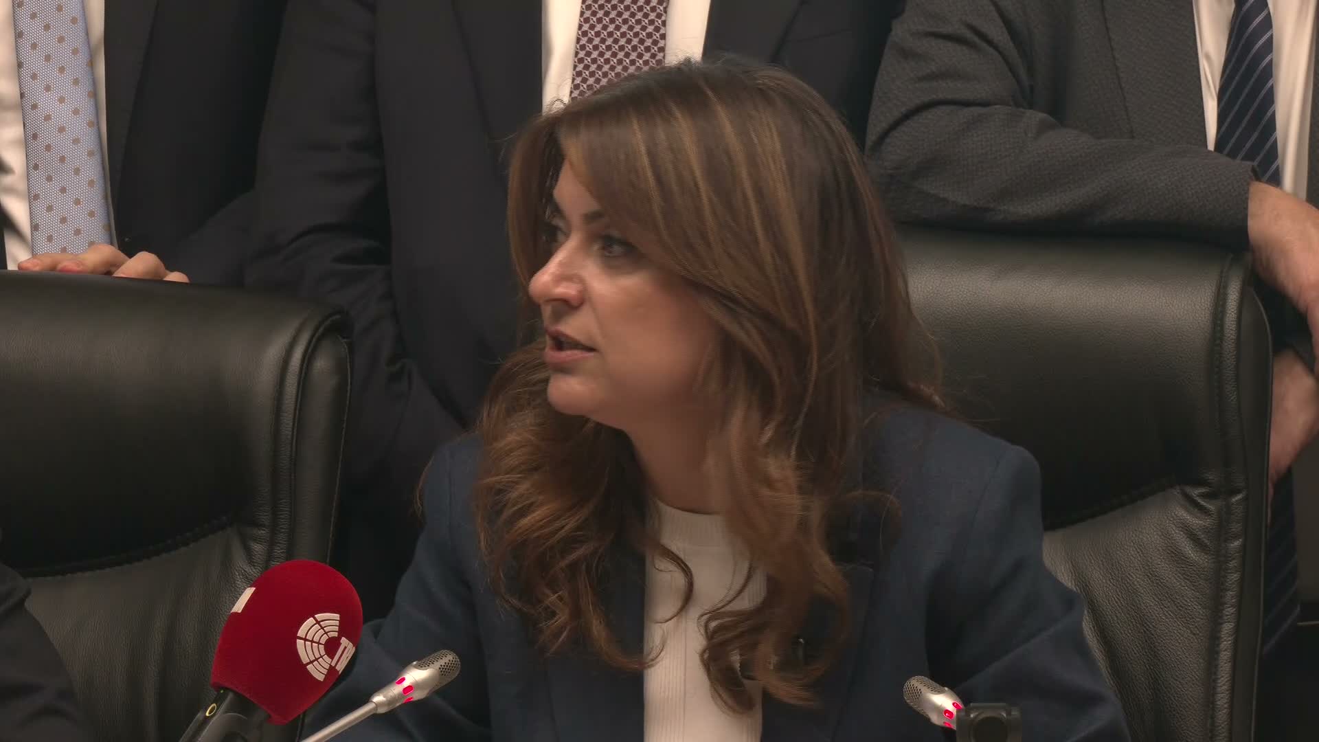 "Çerçeve Yasa" teklifi Adalet Komisyonu'nda... DEM Partili Kılıç Koçyiğit'in Öcalan'a teşekkür etmesine İYİ Parti'den tepki: Meclis'te bebek katili eşit tutulamaz