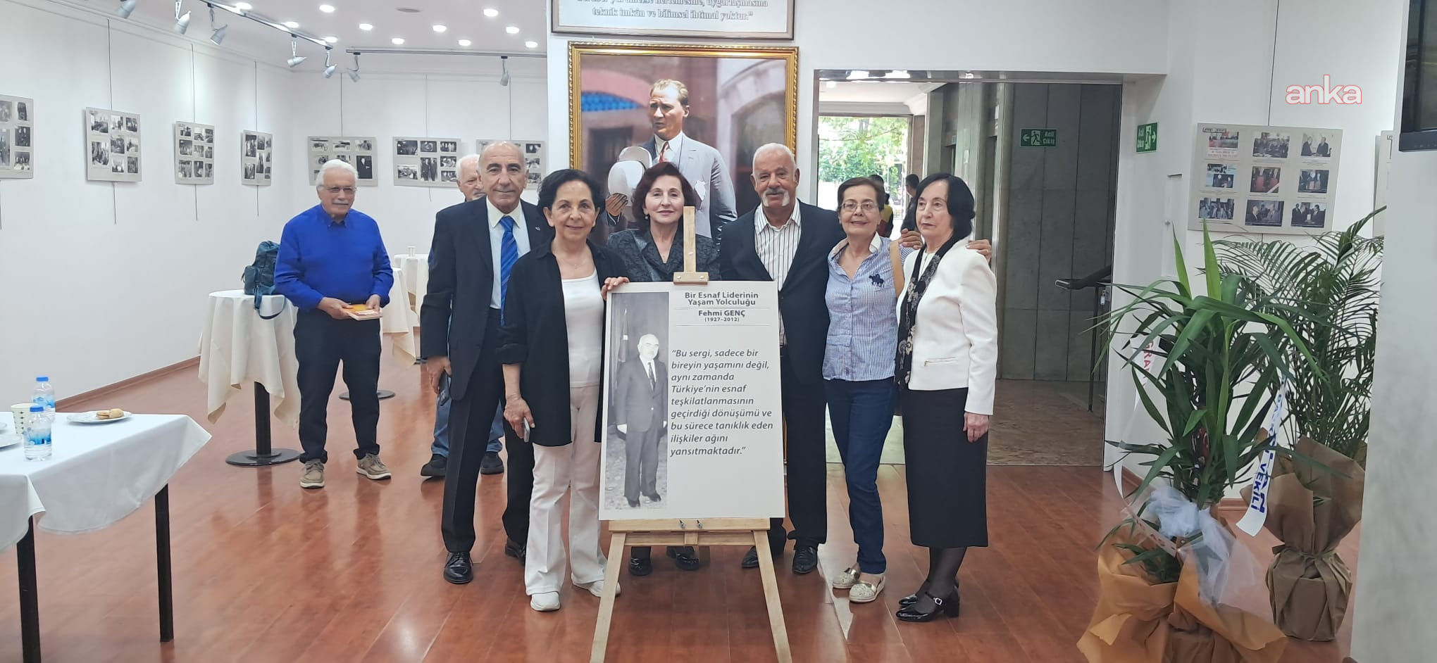 Türkiye esnaf tarihine fotoğraflarla yolculuk: Fehmi Genç Anı Sergisi Ankara'da açıldı