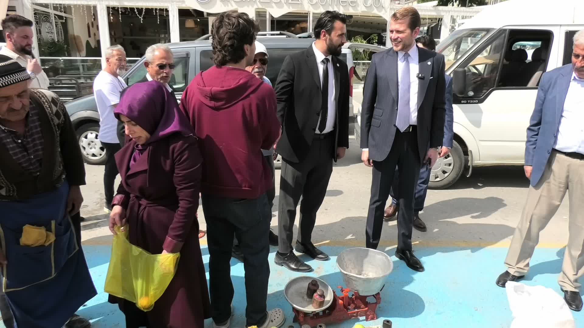 İYİ Parti Genel Sekreteri Özel: “İnsanlar artık meyve almayı lüks kabul eder olmuş”
