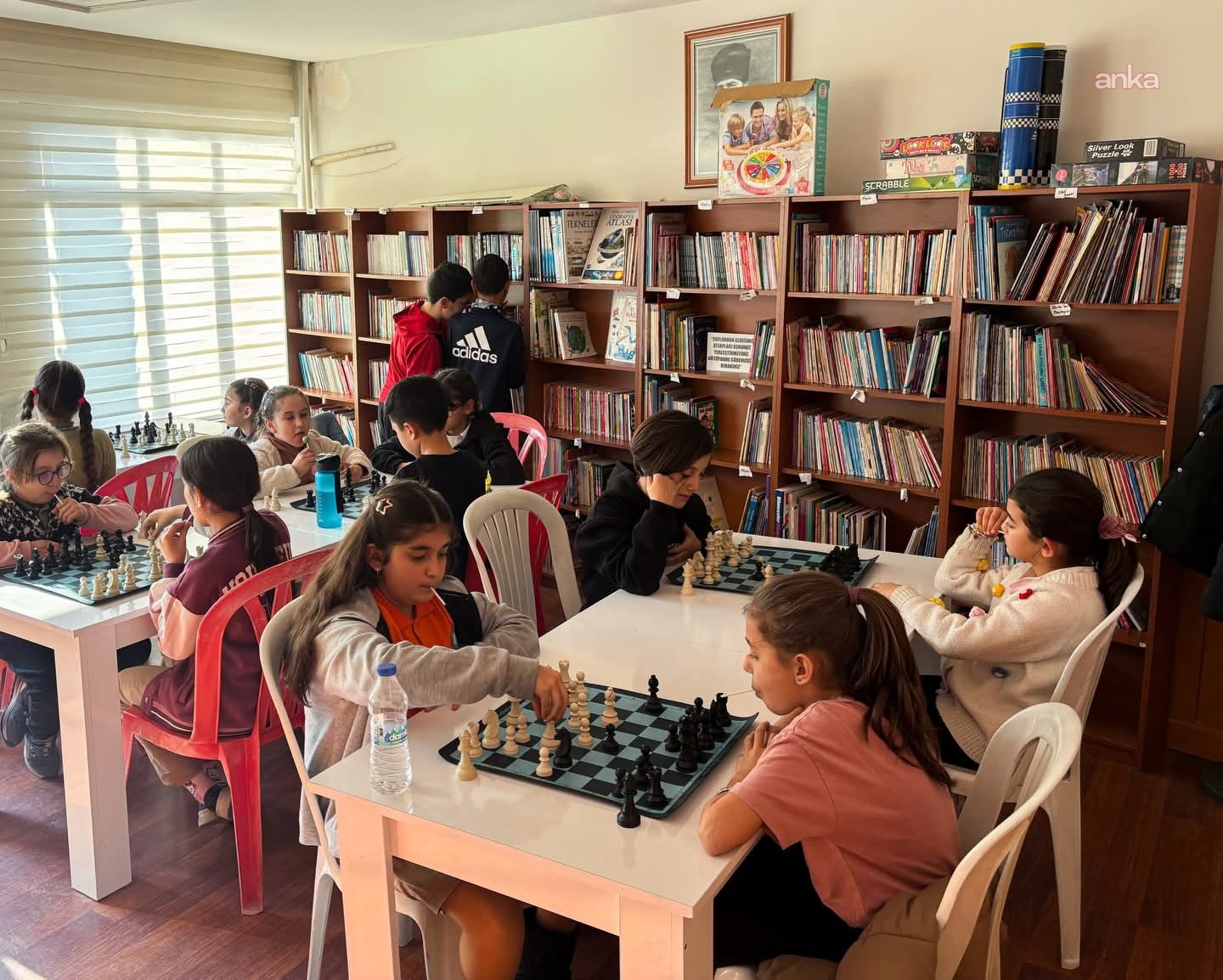 Kuşadası Belediyesi’nden gençlere yaz desteği: Eğitim ve sosyal yaşam bir arada