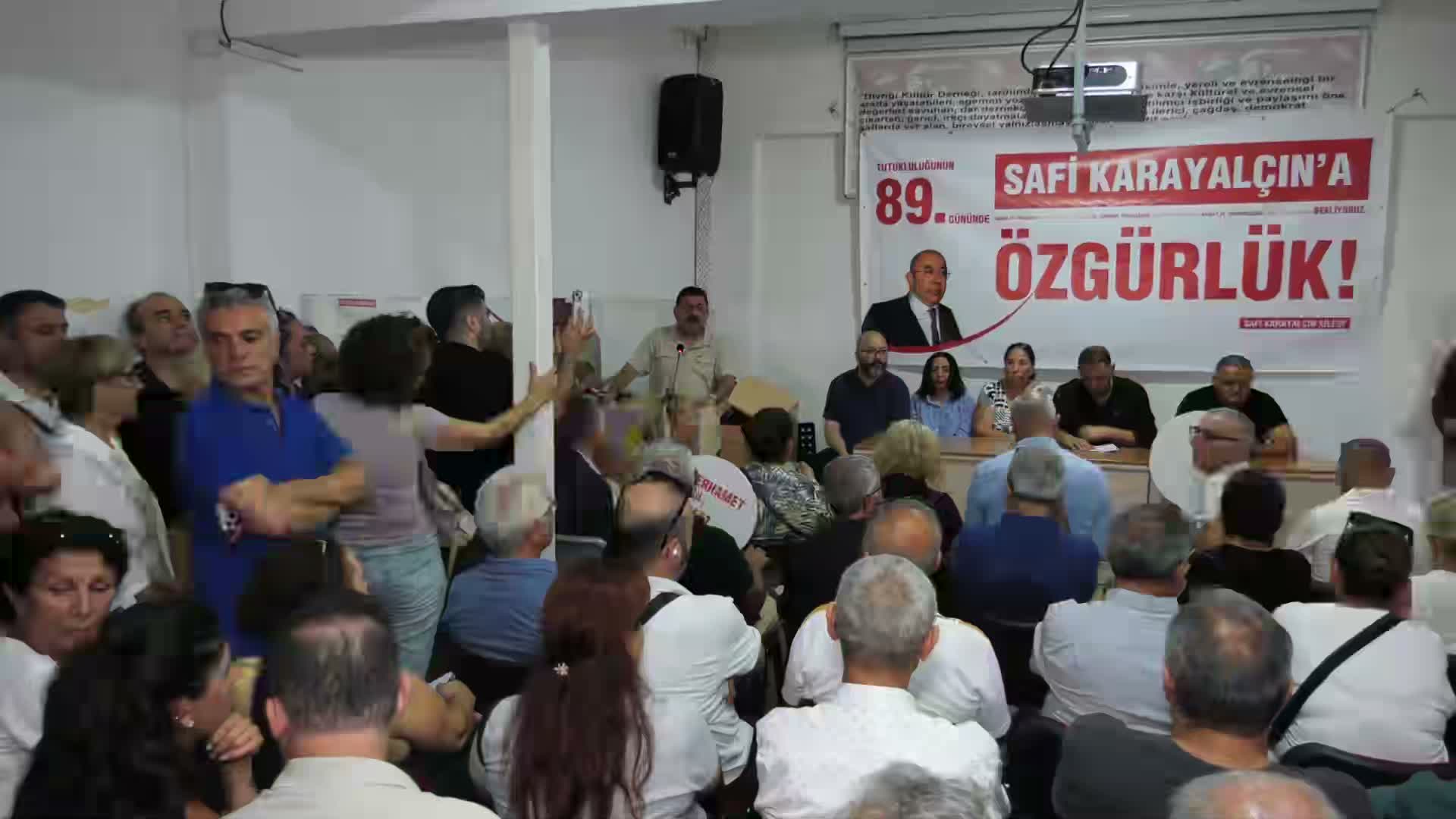Safi Karayalçın'ın avukatı Koçak: Bir hukuki karanlıkla karşı karşıyayız