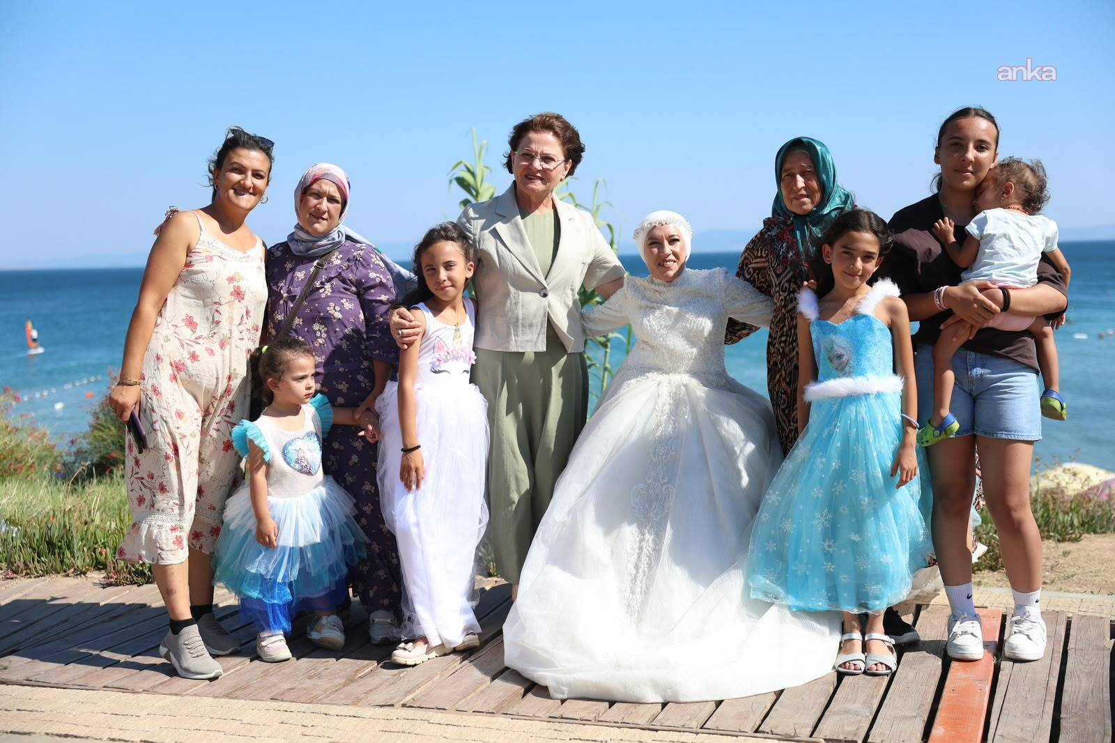Didim Belediyesi, Yeliz'in gelinlik hayalini gerçekleştirdi