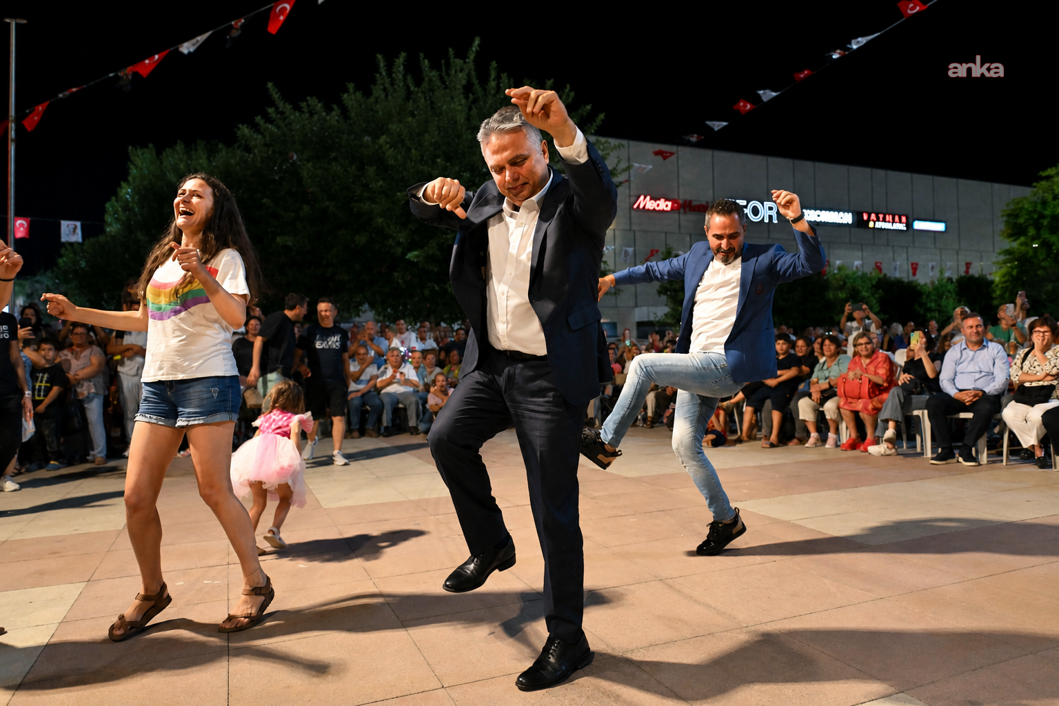Muratpaşa’da “Yöreler Renkler Festivali” 10’uncu kez kapılarını açıyor